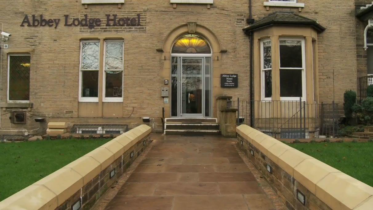 The Abbey Lodge Hotel Bradford  Exterior foto